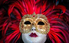 Тайны венецианской маски Венецианская маска врача